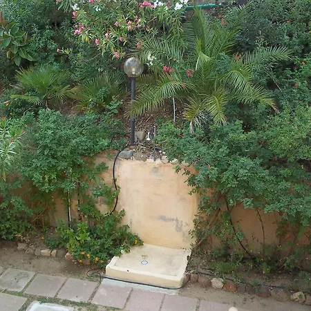 Summer House In Costa Rei מונטה נאי